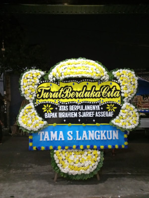 Papan Bunga Duka di Mulo